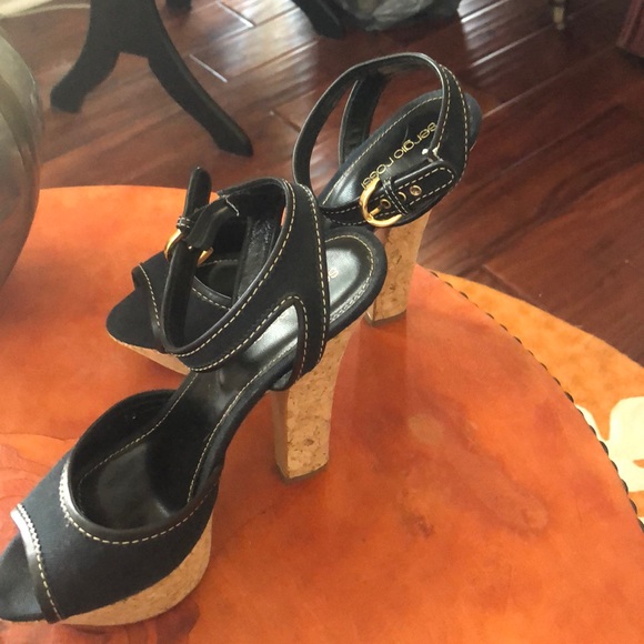 Sergio Rossi Platform Mary Jane Sandals - Picture 3 of 3